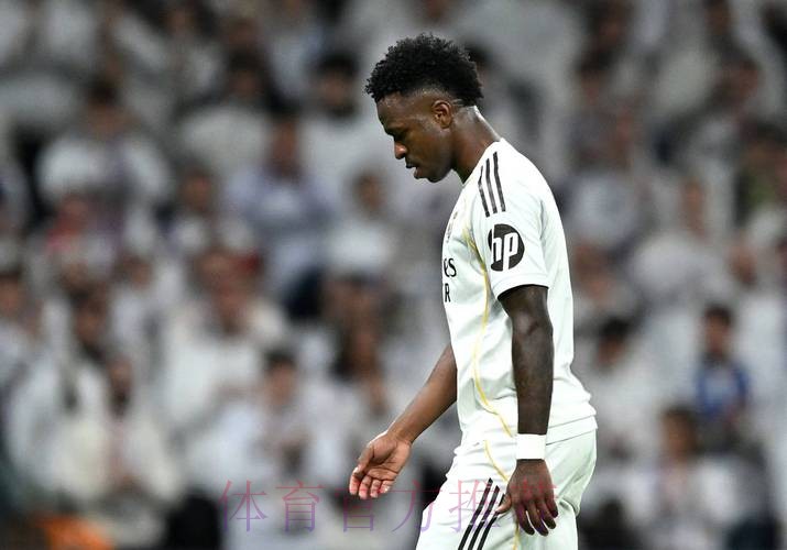 曝阿迪或运作斯特林投皇马 西媒:先解决2大难题 曝阿迪或运作斯特林投皇马 西媒:先解决2大难题